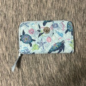 Vera Bradley wallet - never used / no tags